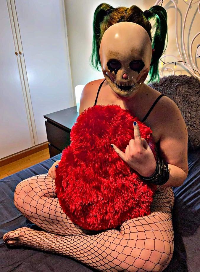 Alice_in_horror_wonderland MYM