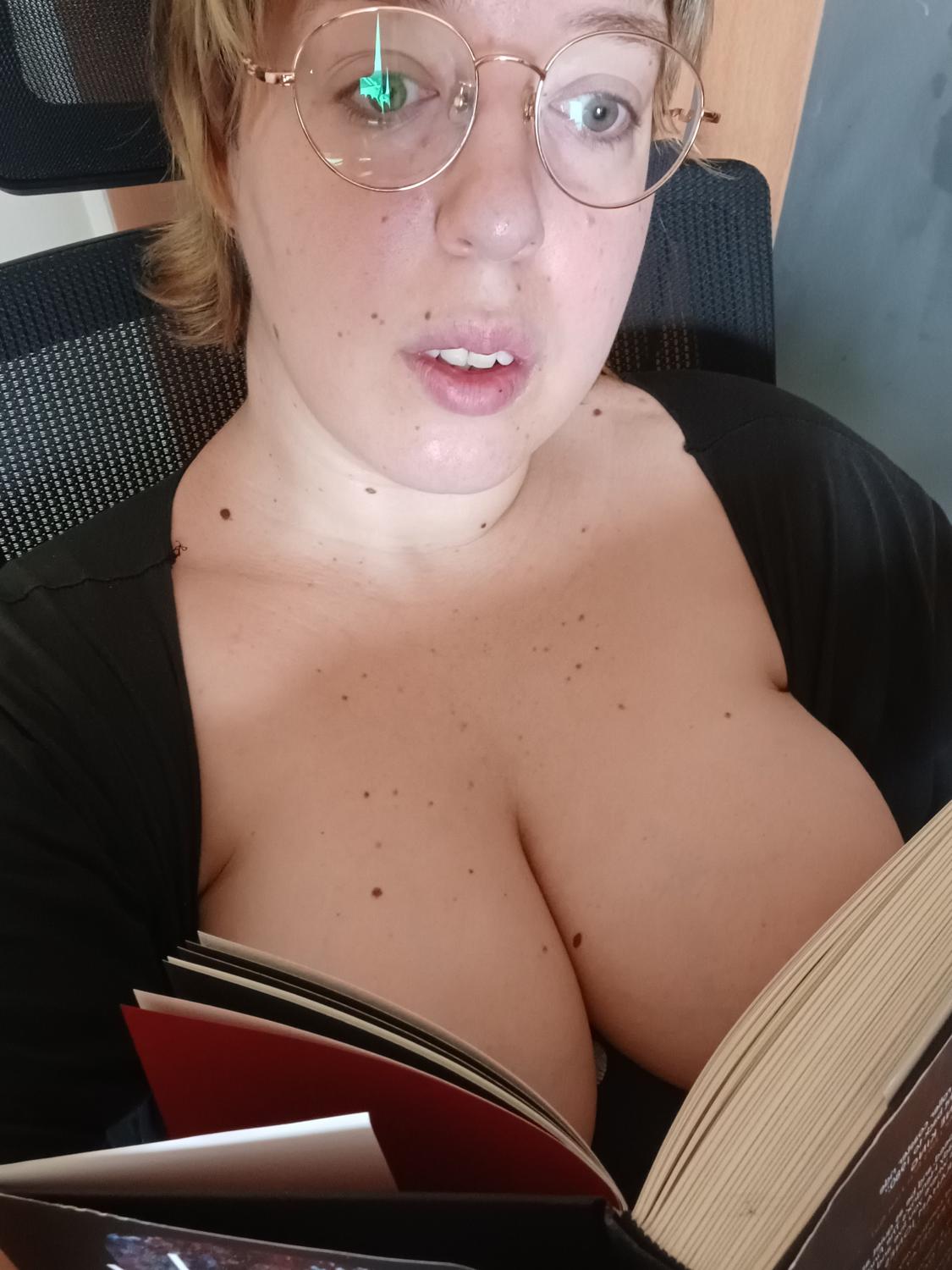 Alice_in_horror_wonderland MYM