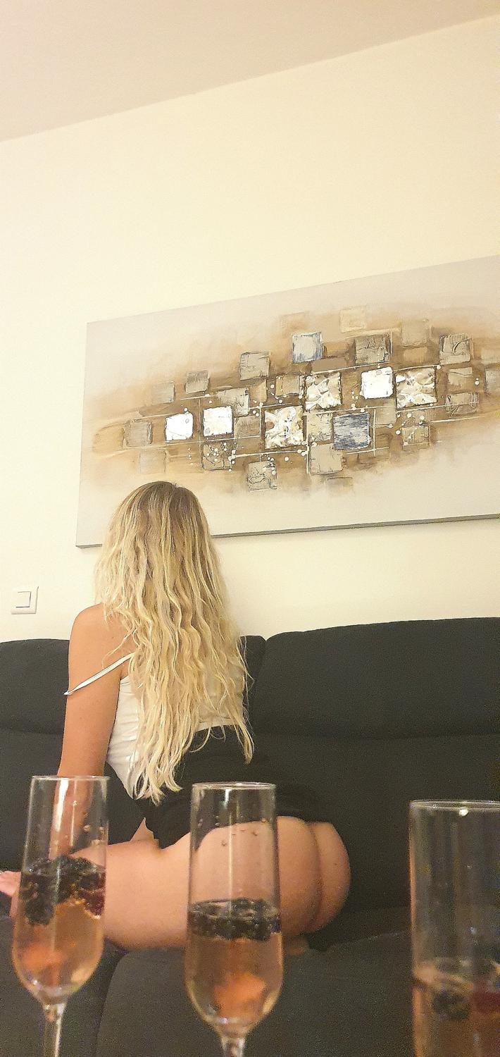 Helena_love_inside MYM