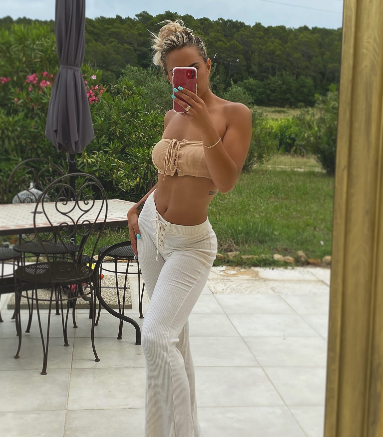 Mandarinecorleone MYM