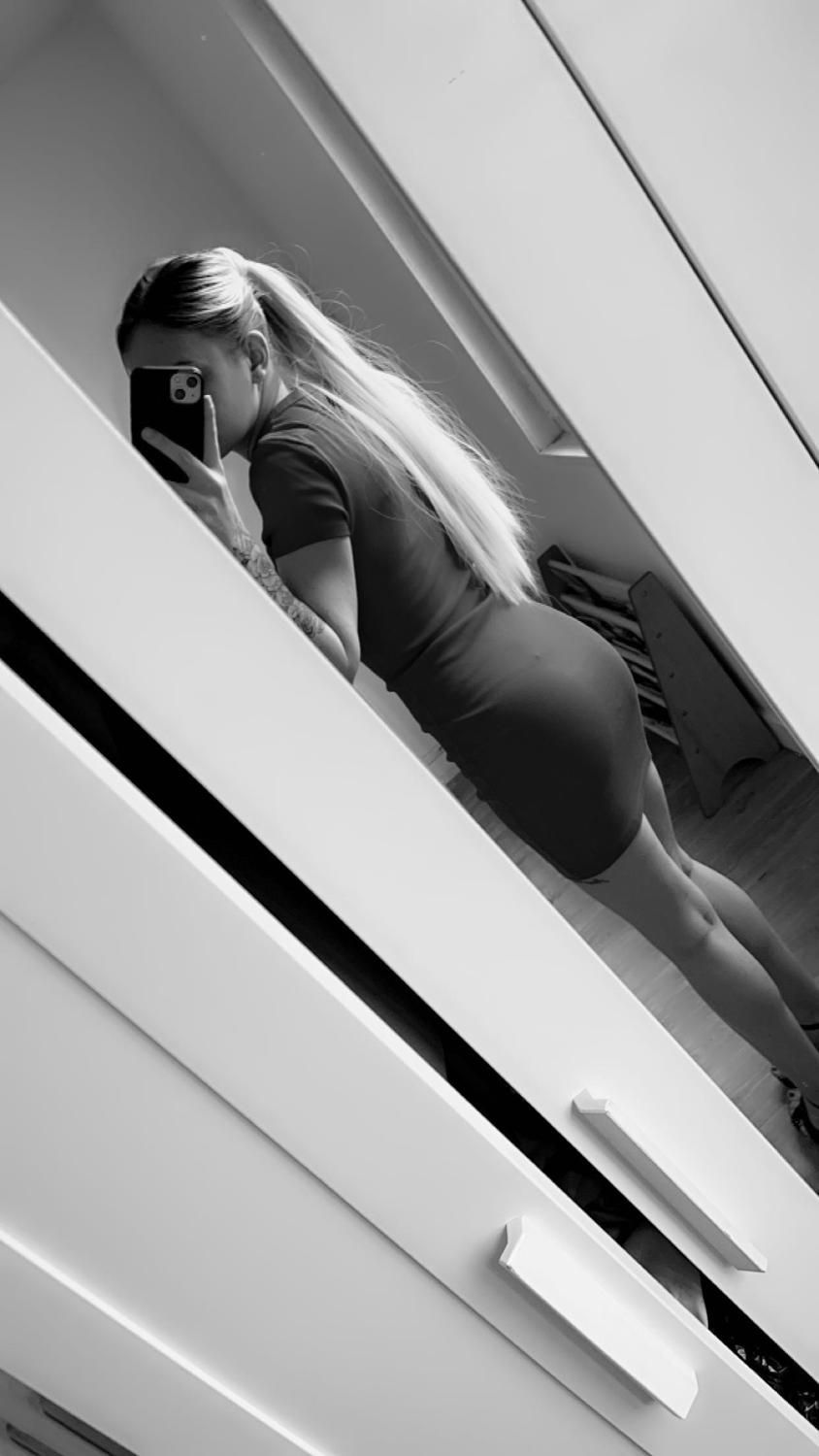 Miss_blonde_coquine MYM