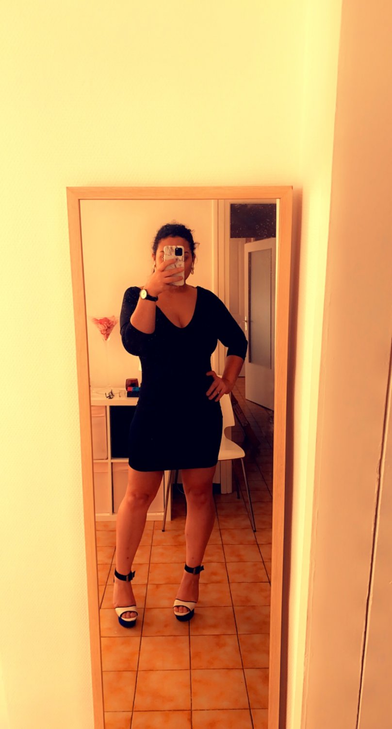 Natachaluxure_anal_sexy_pornostar MYM