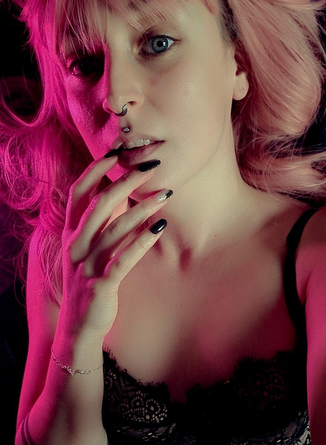 Nude_peachmel_sexy MYM