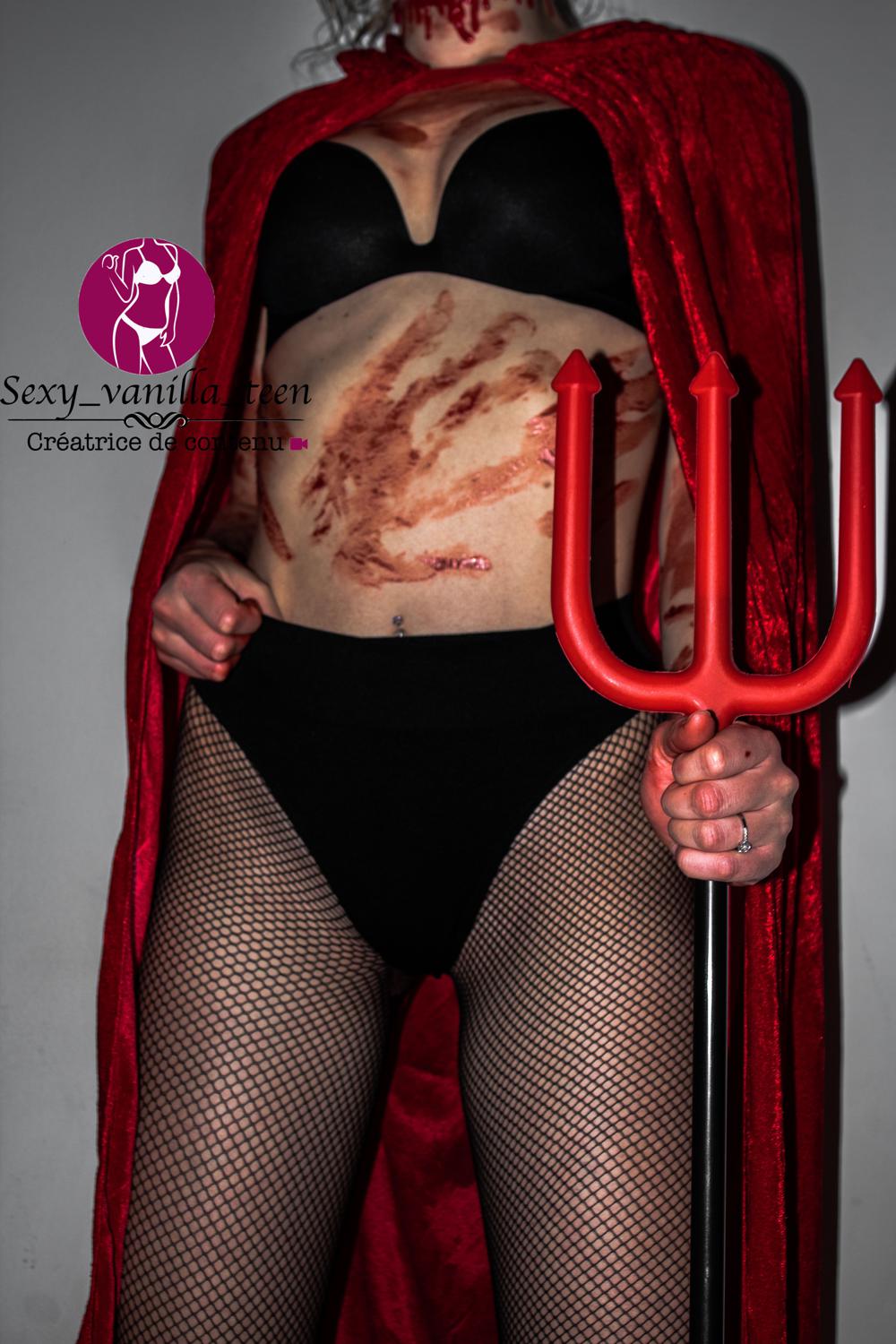 Sexy_vanilla_teen MYM