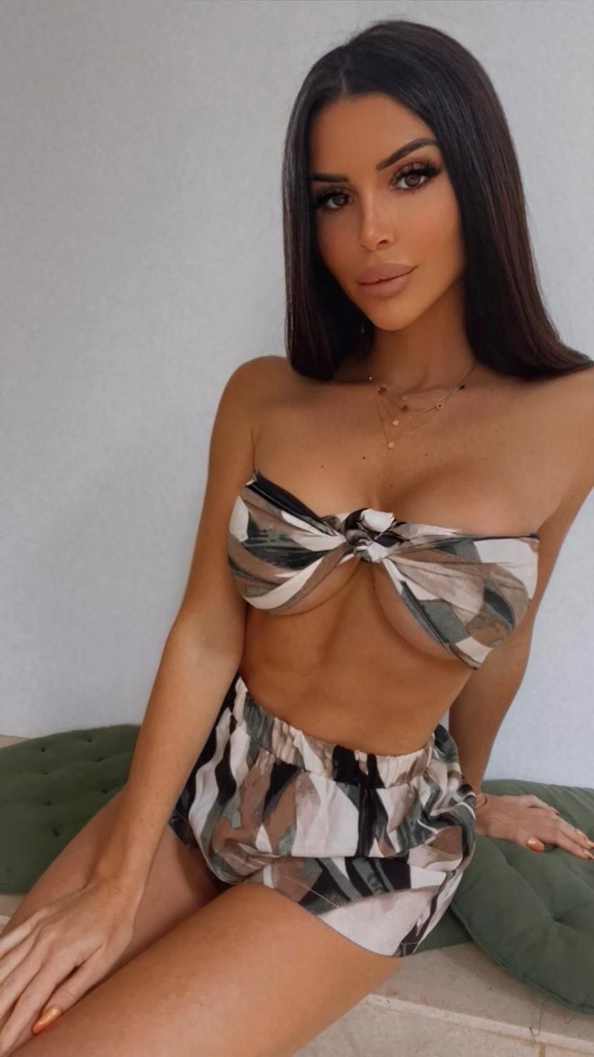 The_girl_next_dior MYM