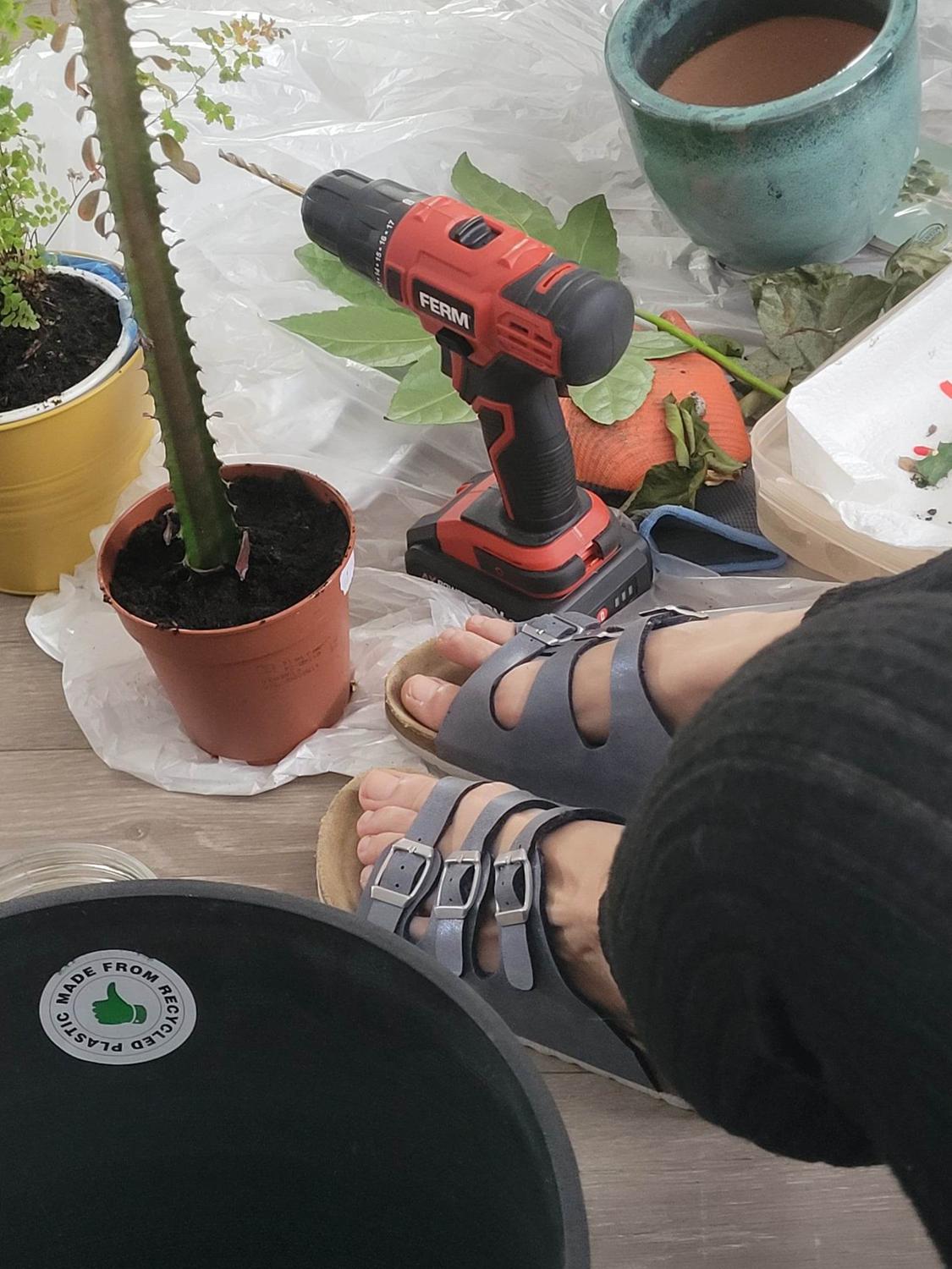 __my_pretty_body_and_feet__ MYM