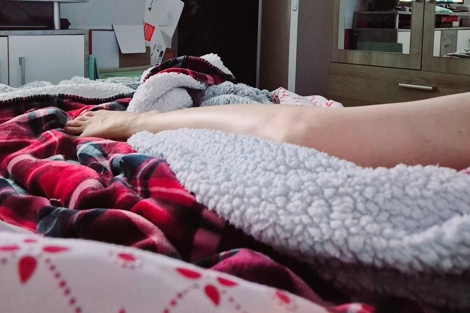 __my_pretty_body_and_feet__ MYM