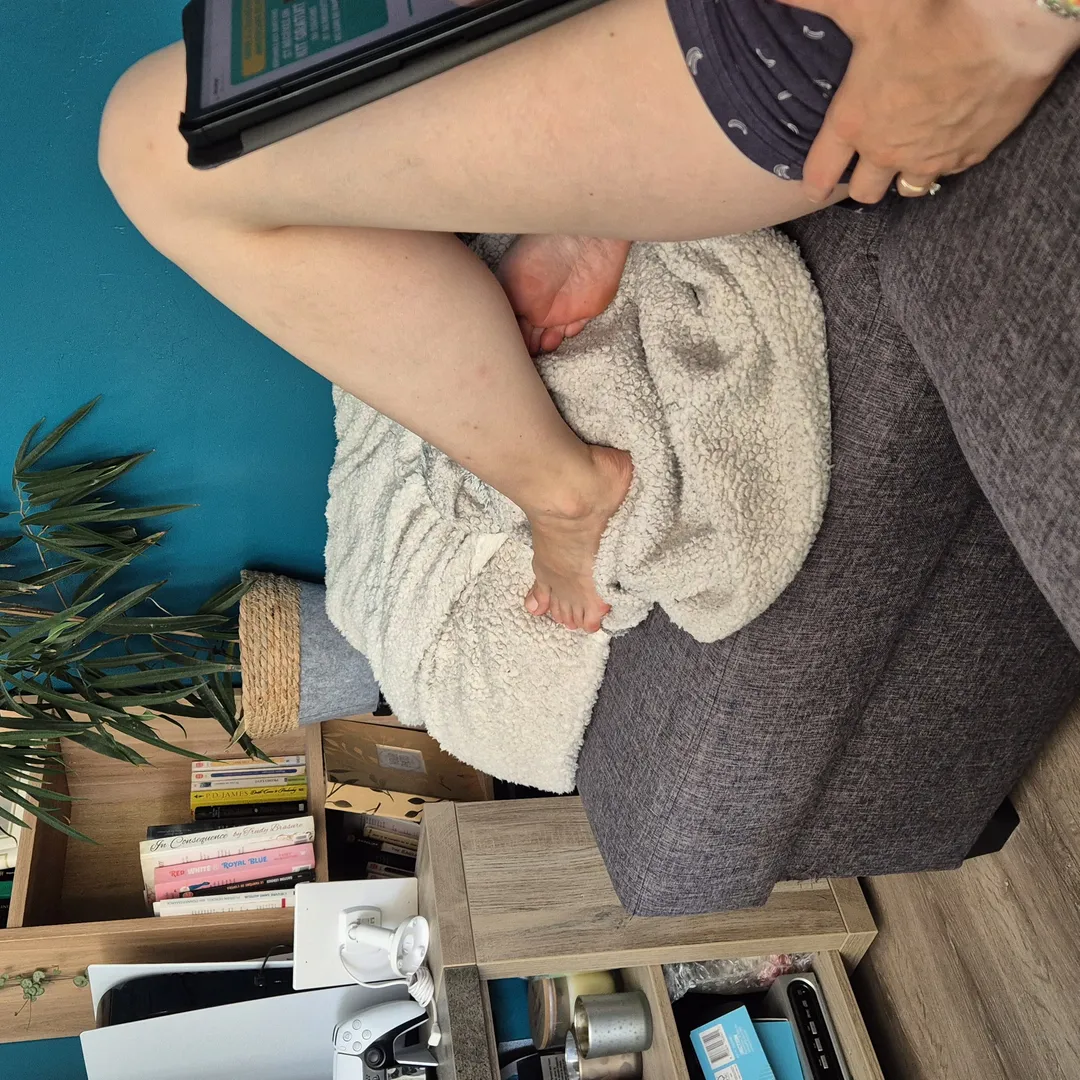 __my_pretty_body_and_feet__ MYM